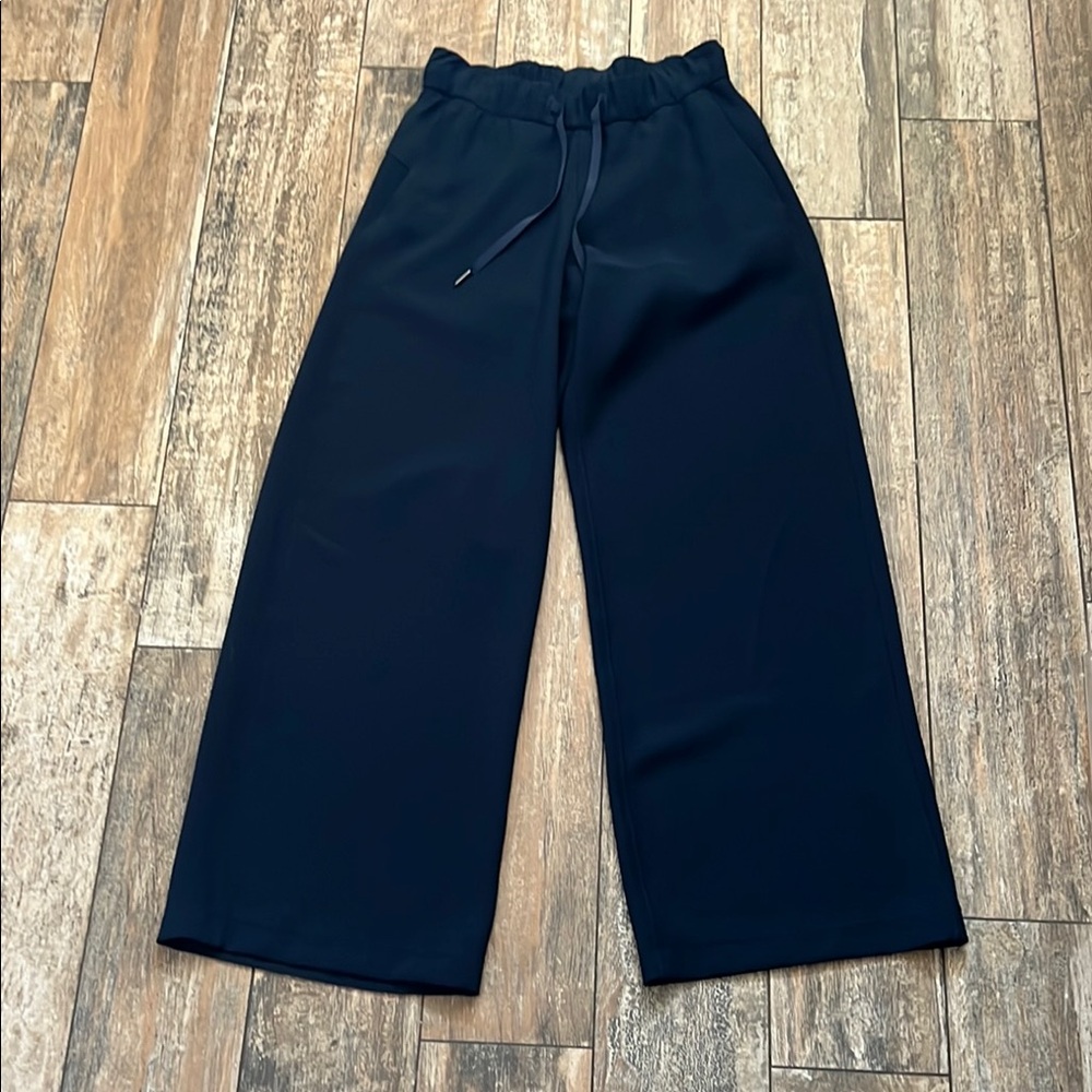 Navy Wide-Leg Pants